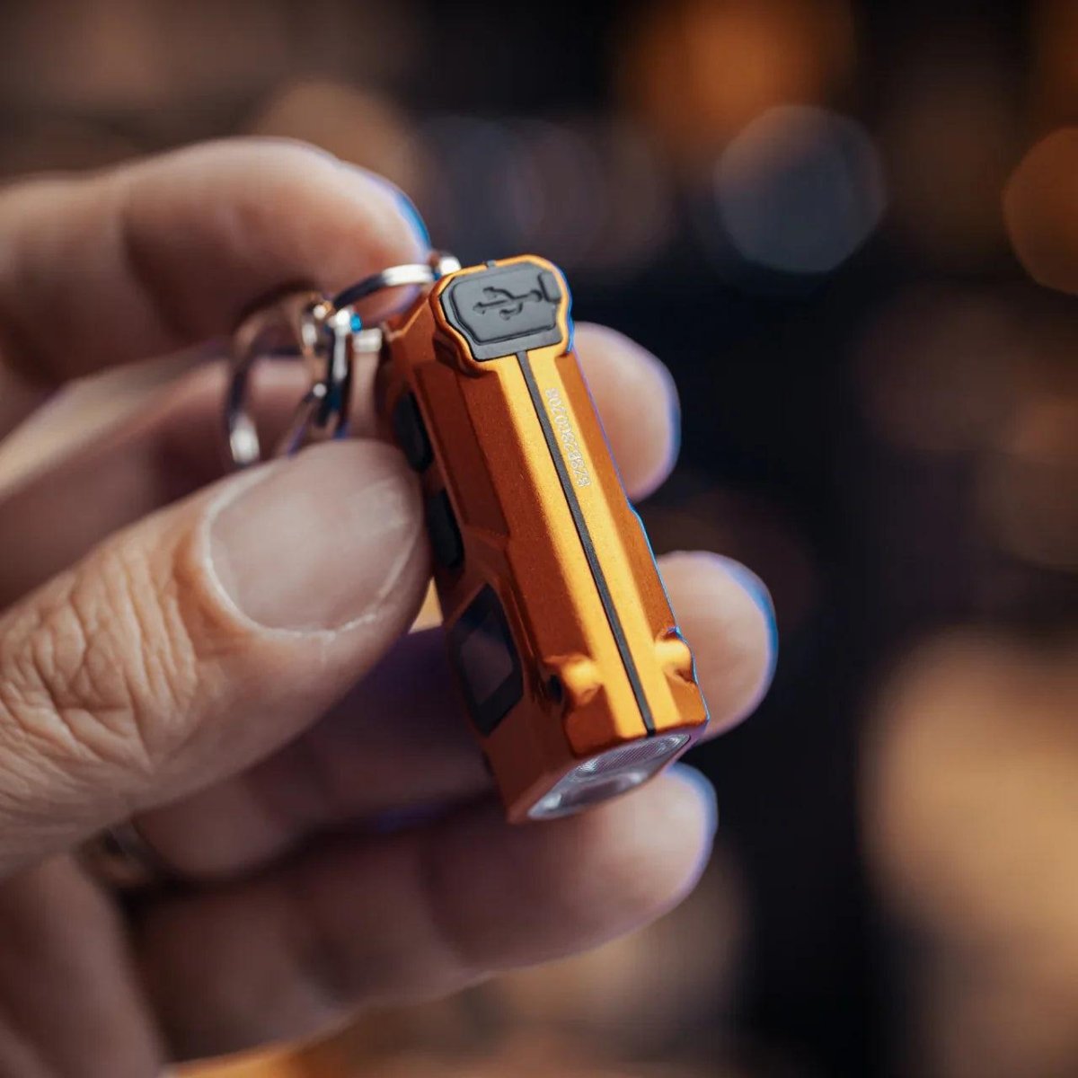 Nitecore TINI 3 Orange | Lampe Porte-Clés 600 Lumens - Survia outdoors